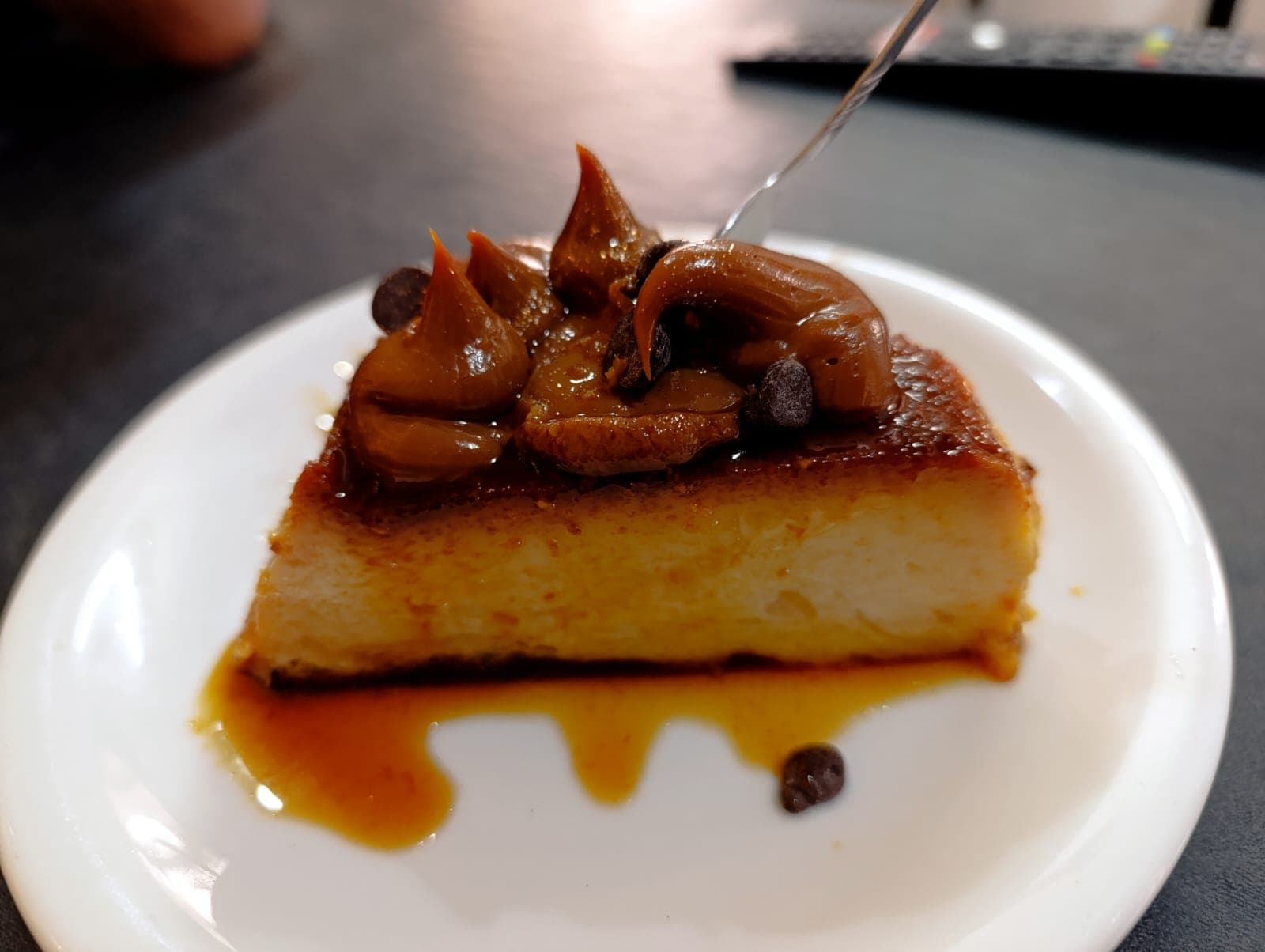 Flan con dulce de leche